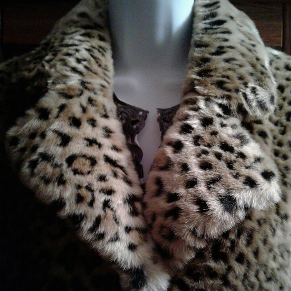 NWT,Vintage 90s,Beautiful, Super SOFT,Leopard Print,Faux Fur,Midi Coat🐆🐆🐆🤎🖤 - Picture 7 of 17